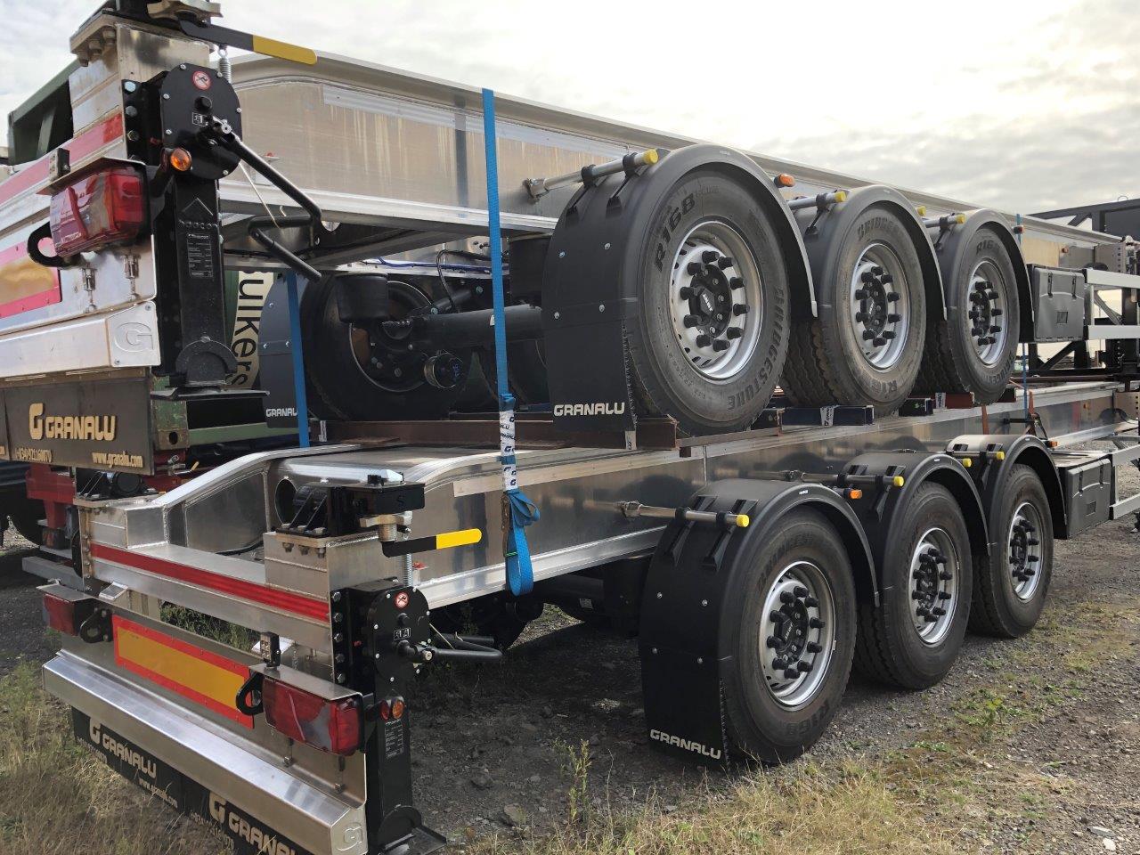 BRAND NEW 2019 Granalu 40ft chassis