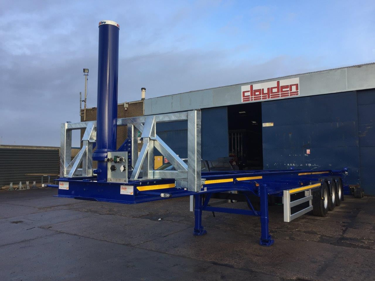 Clayden 40ft PTO tipping chassis